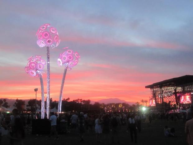 295844_10100399568812727_1085617910_n